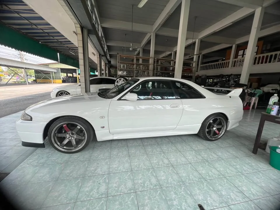 1998 Nissan Skyline R33 2
