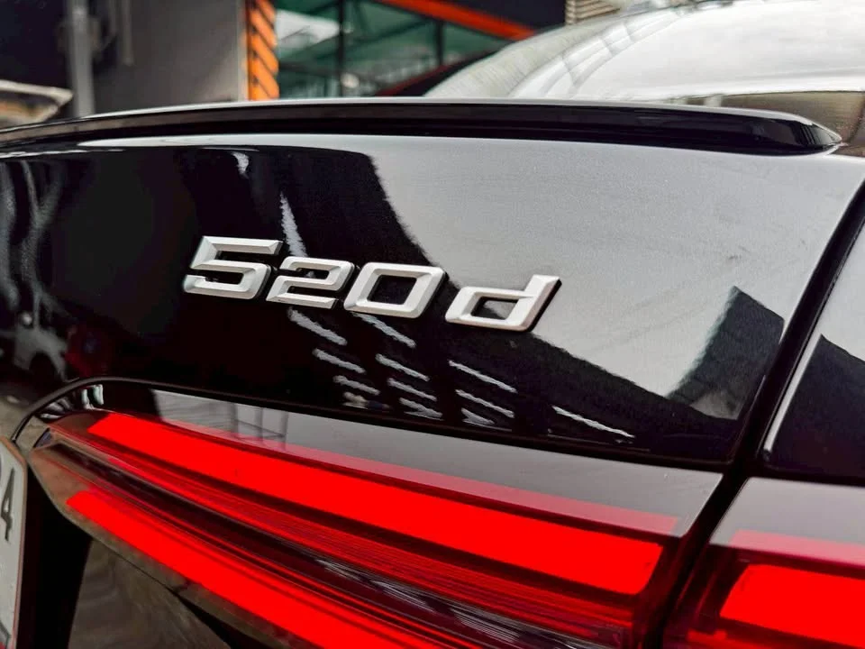 2025 BMW 5er VIII 3