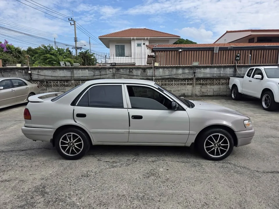 1997 Toyota Corolla Altis VIII (E110) 2