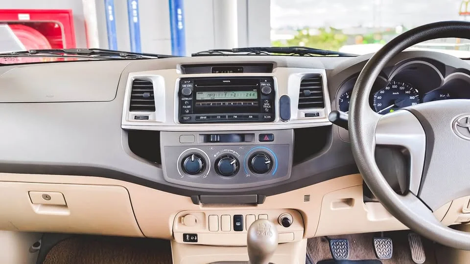 2012 Toyota Hilux VII 2