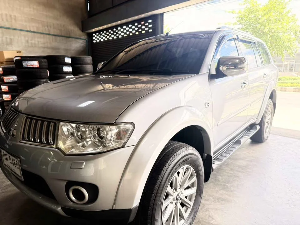 2012 Mitsubishi Pajero Sport II 2