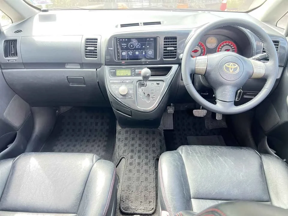 2008 Toyota Wish I 3