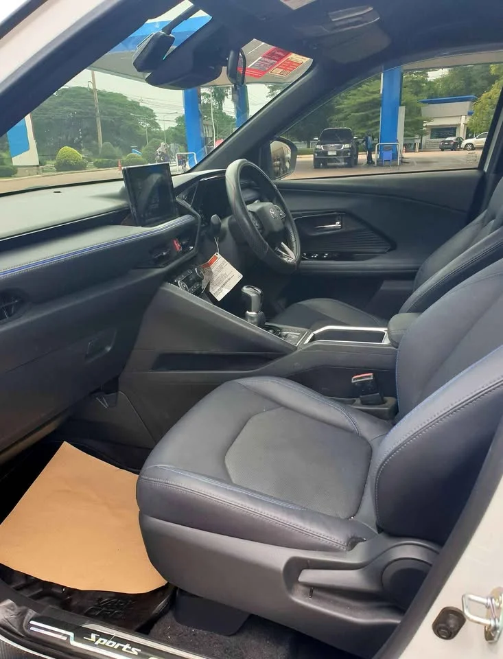 2024 Toyota Yaris Cross AC200 2