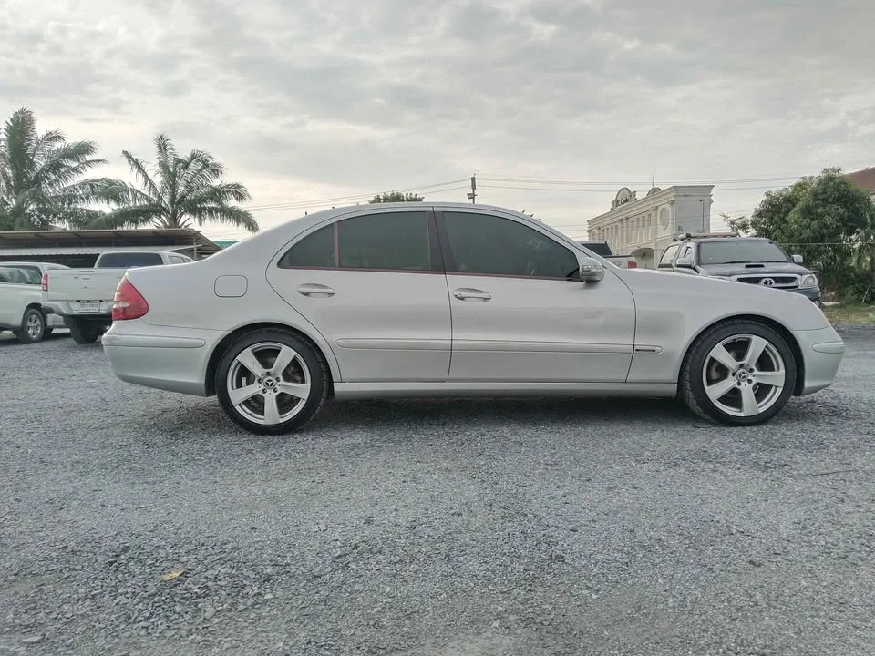 2005 Benz E-Class W211 2