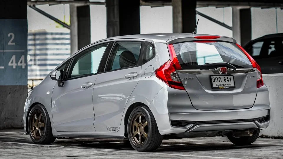 2020 Honda Jazz III 2