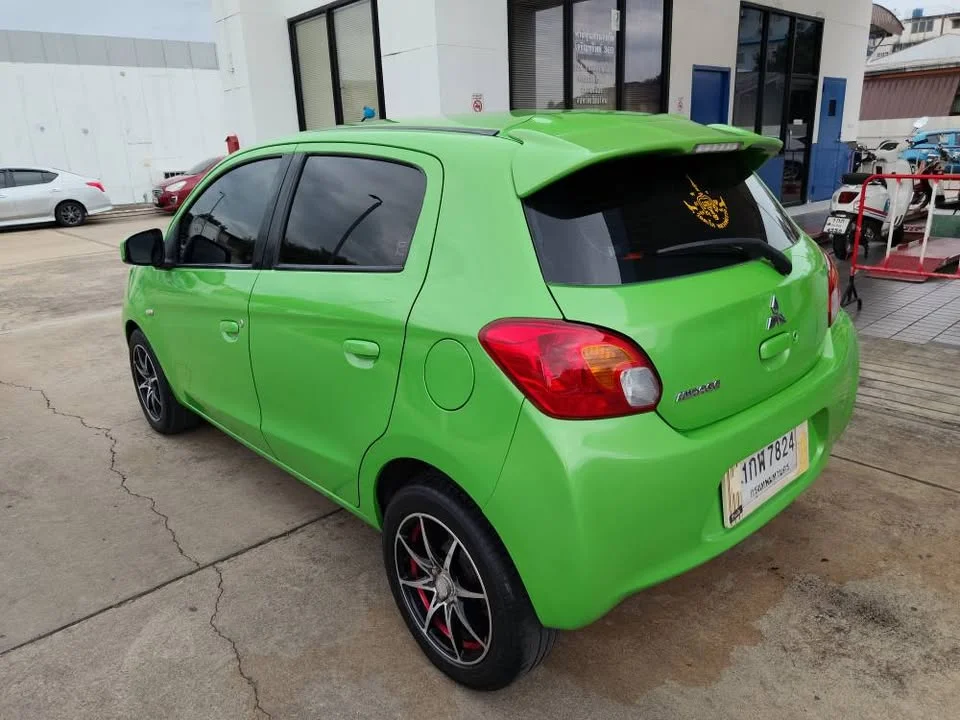 2013 Mitsubishi Mirage VI 3