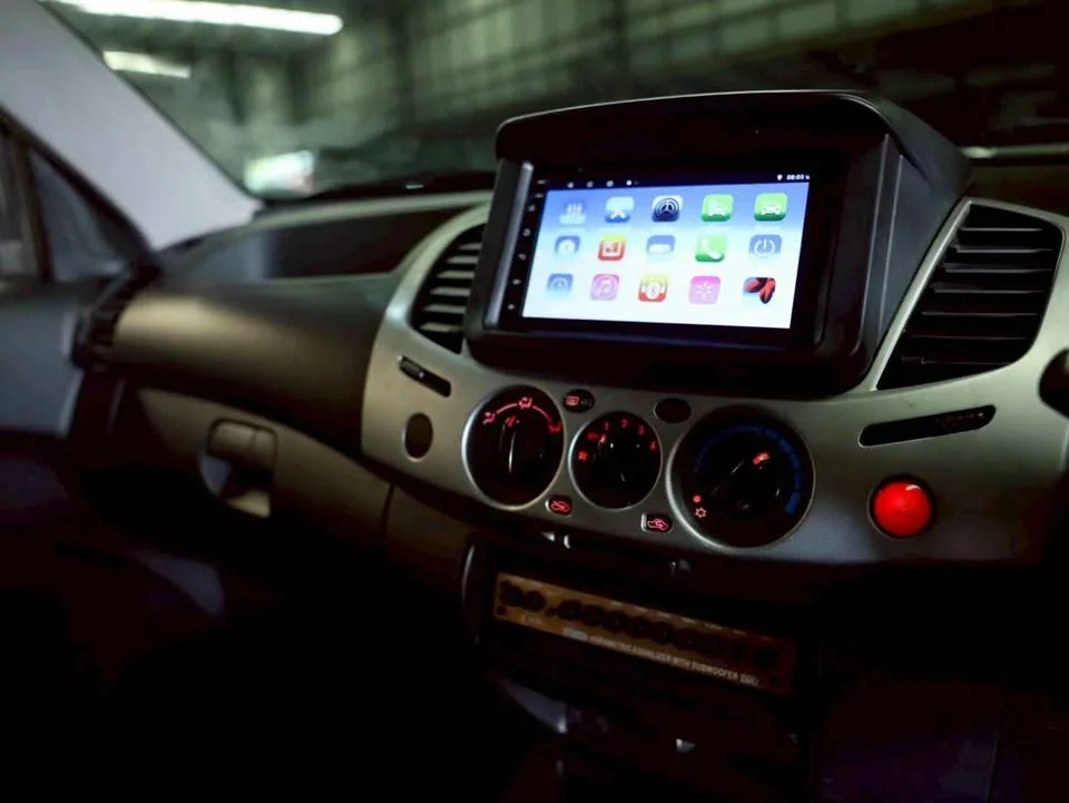 2013 Mitsubishi Triton IV 2