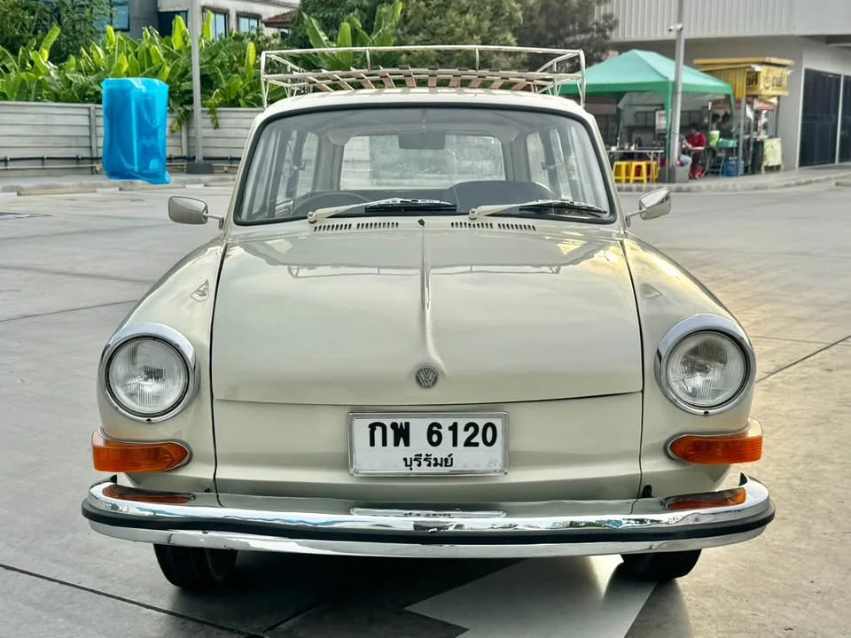 1969 Jaguar XJ Series I 3