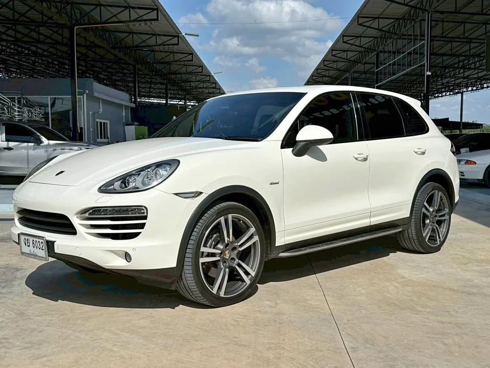 2012 Porsche Cayenne II 2