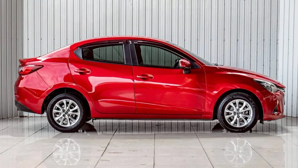 2016 Mazda 2 III 3