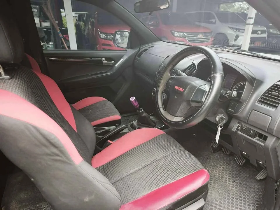 2013 Isuzu D-Max II (RT) 2
