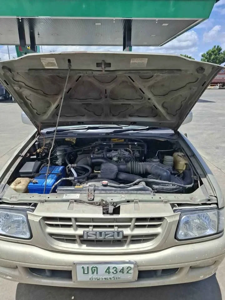Isuzu Faster Dragon Eyes III 3
