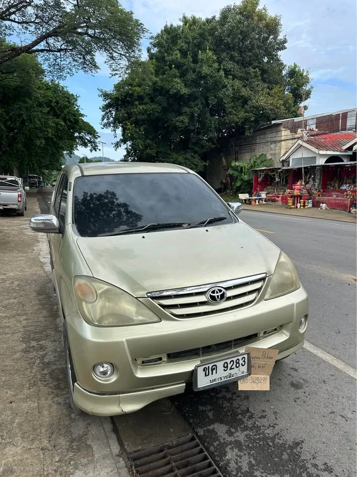 2005 Toyota Avanza I 3
