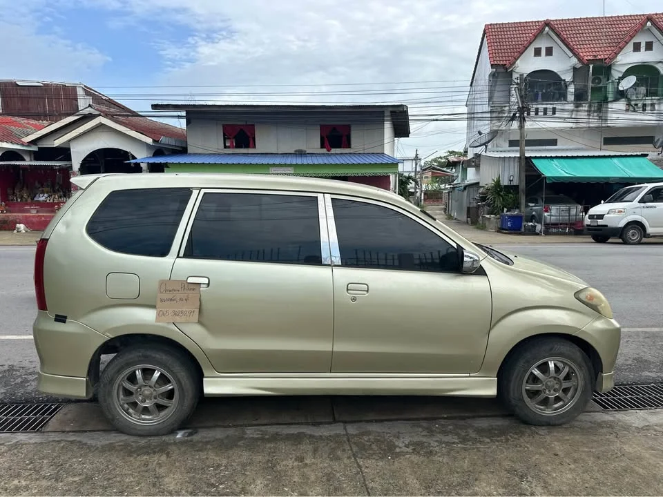 2005 Toyota Avanza I 2