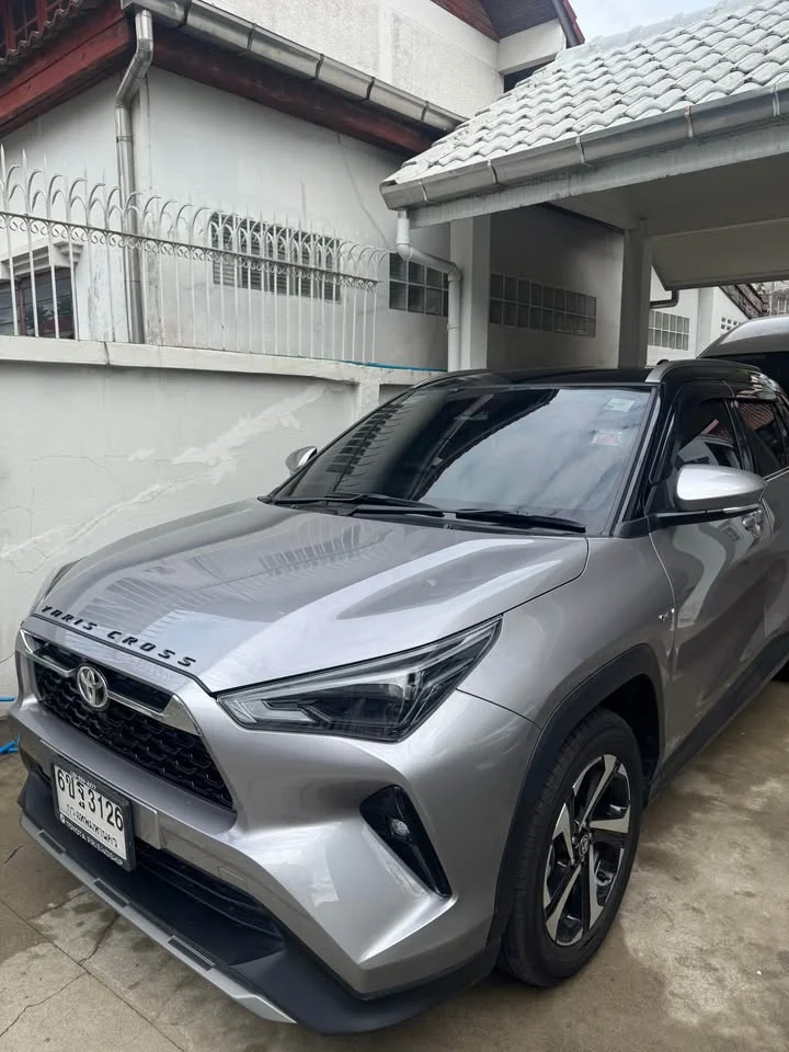 2024 Toyota Yaris Cross AC200 2
