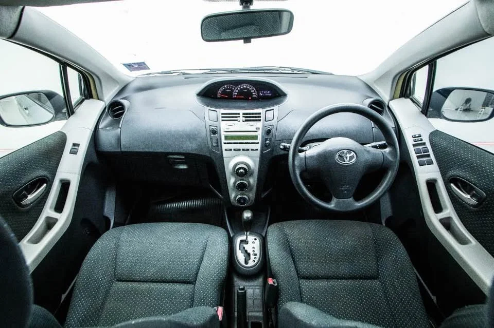 2007 Toyota Yaris II 3