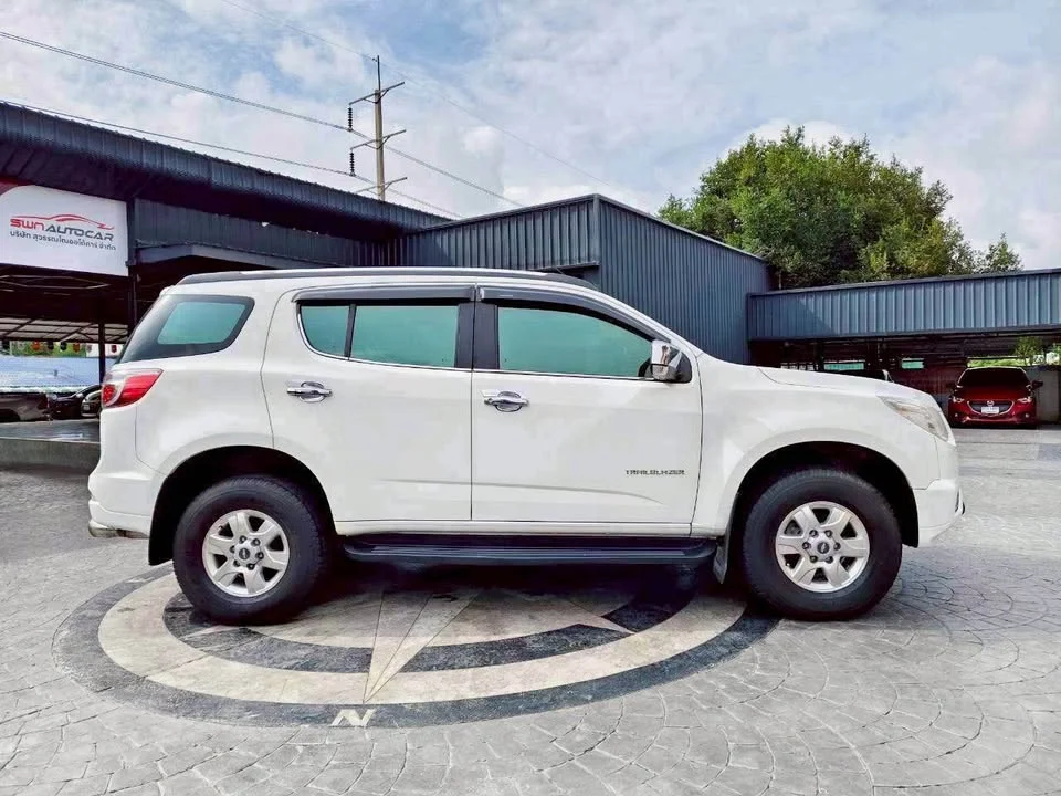 2013 Chevrolet TrailBlazer II 3