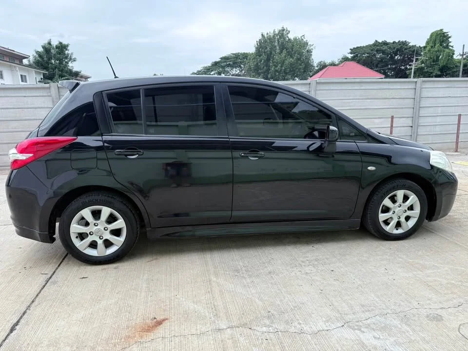 2011 Nissan Tiida I (C11) 3