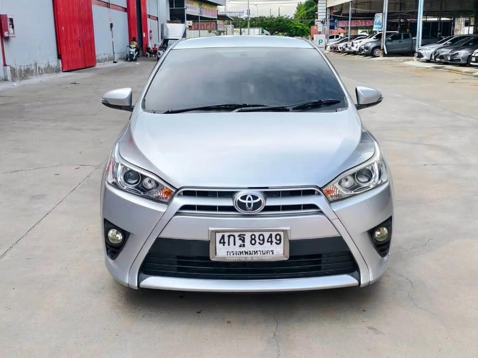 2015 Toyota Yaris III 3
