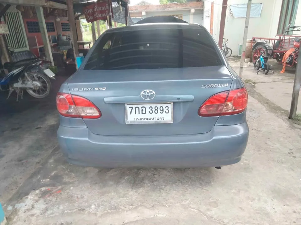 Toyota Corolla Altis IX (E120) 2