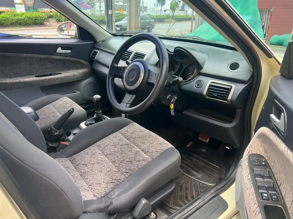 2010 Proton GEN-2 Persona CM 2