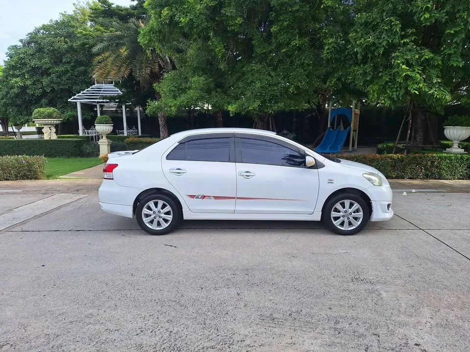 2009 Toyota Vios II 2
