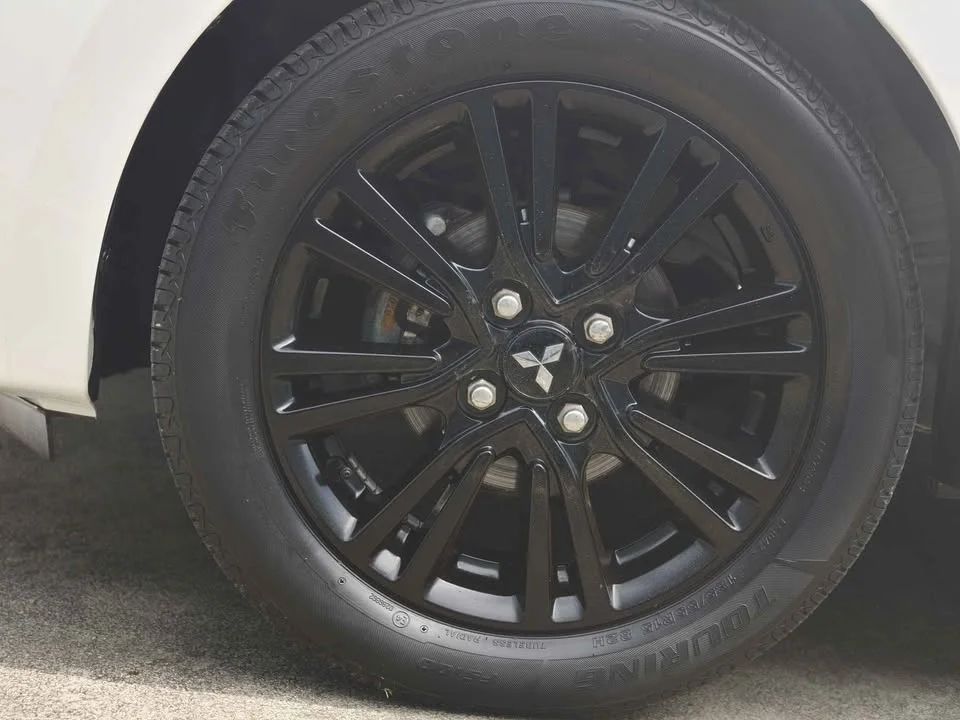 2019 Mitsubishi Mirage VI 3