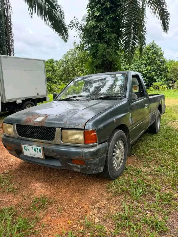 1994 Isuzu TFR III 2