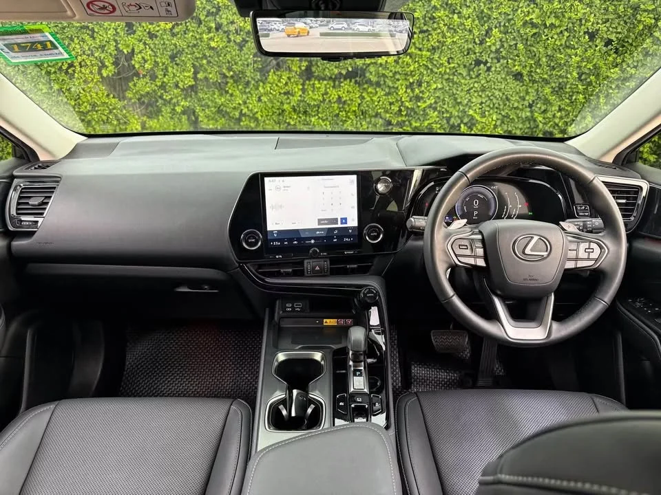 2023 Lexus NX II 2