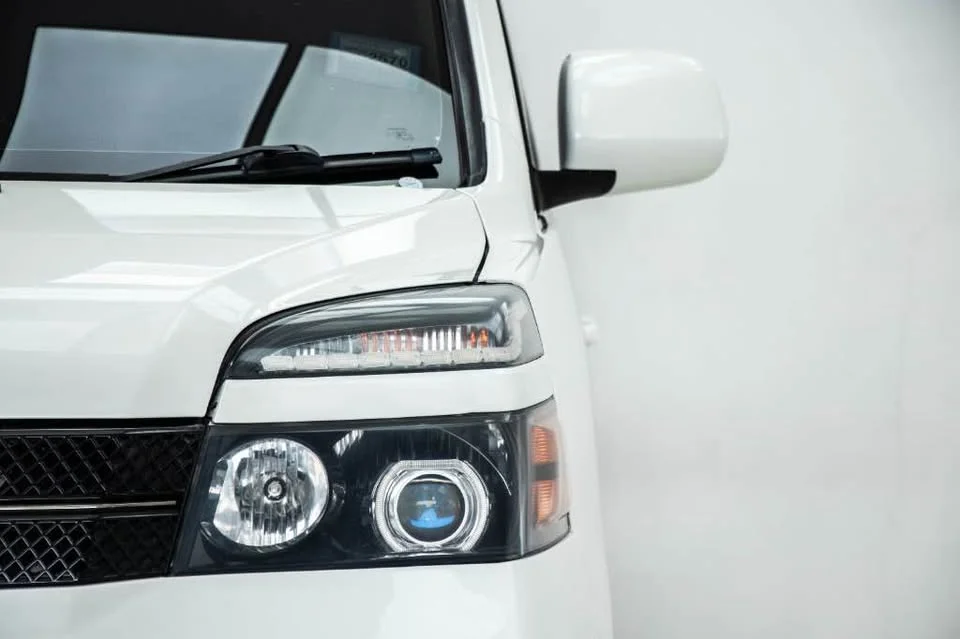 2005 Toyota Voxy I 3