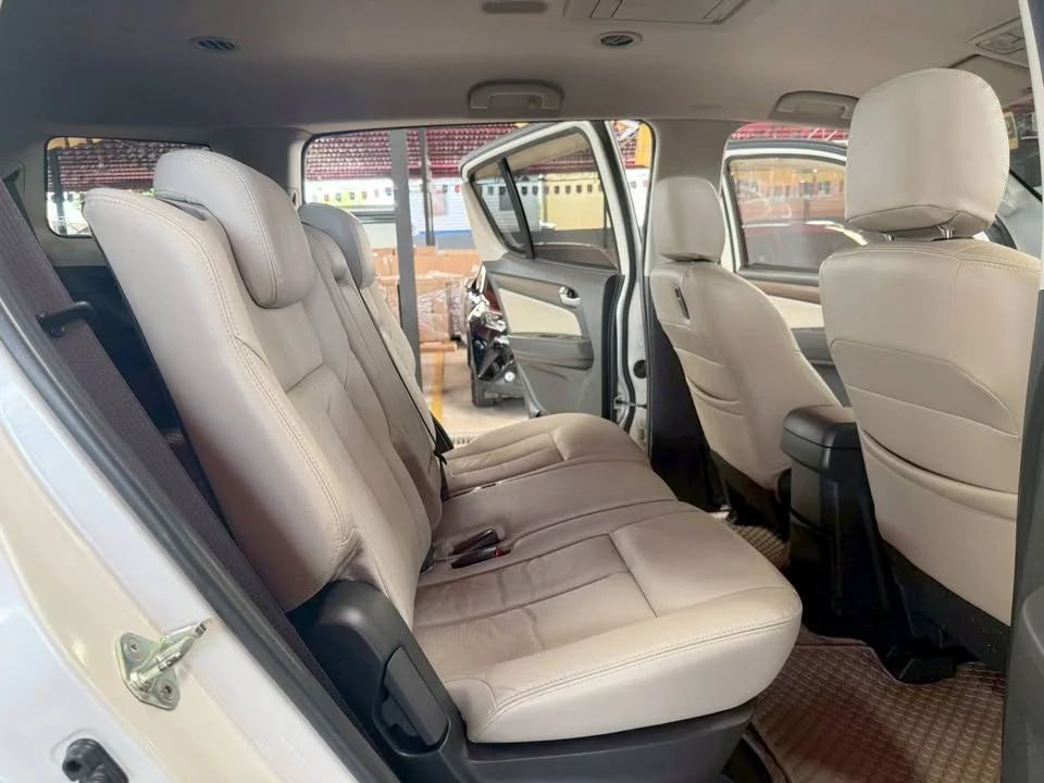 2015 Isuzu MU-X I 3
