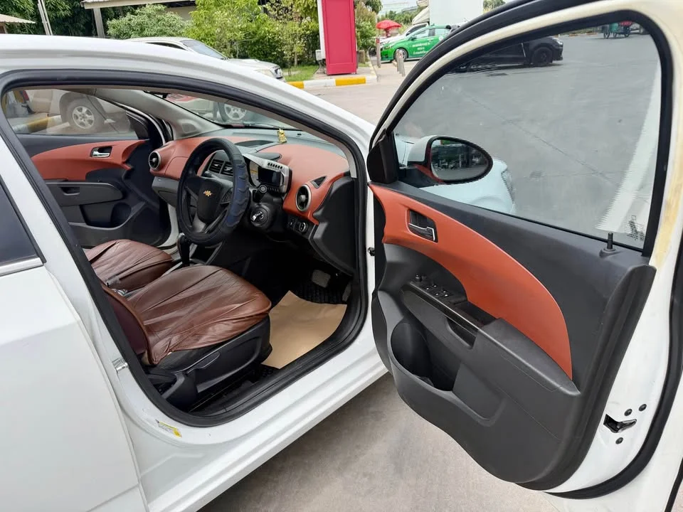 2013 Chevrolet Sonic 2