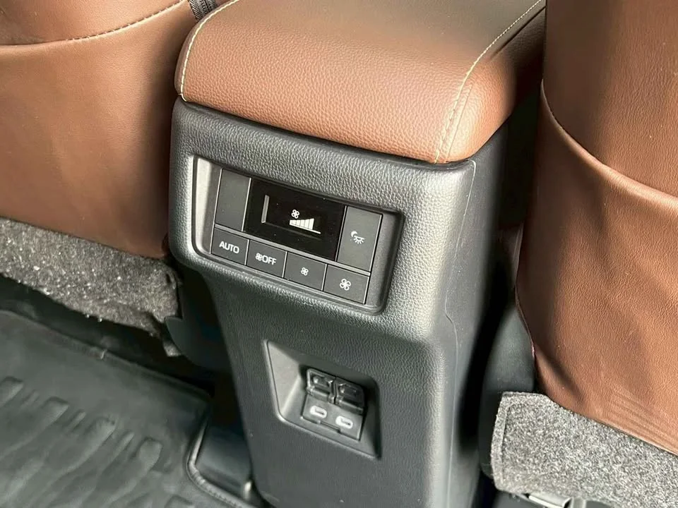 2023 Toyota Innova III 2