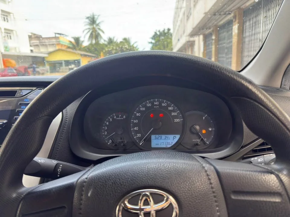 2017 Toyota Yaris ATIV III 2
