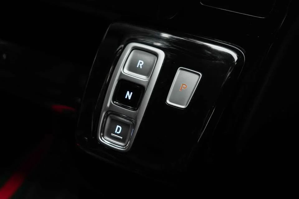 2023 Hyundai Staria US4 3