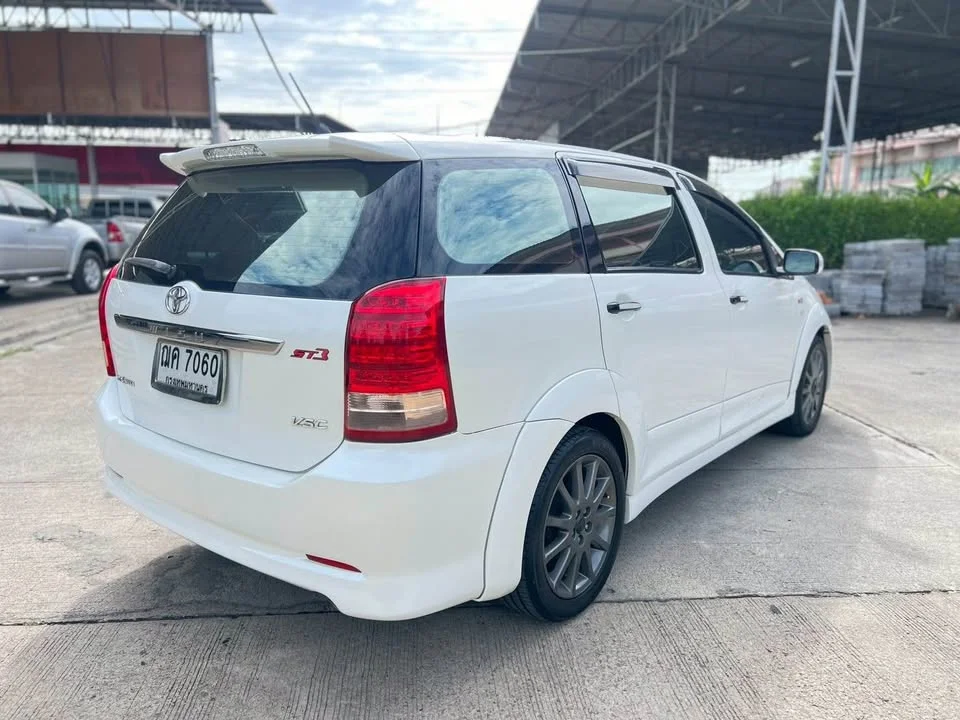 2008 Toyota Wish I 2