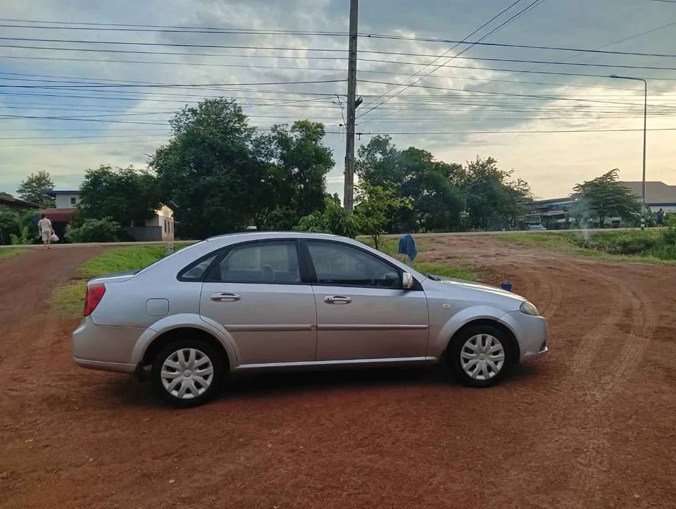 2010 Chevrolet Optra 2