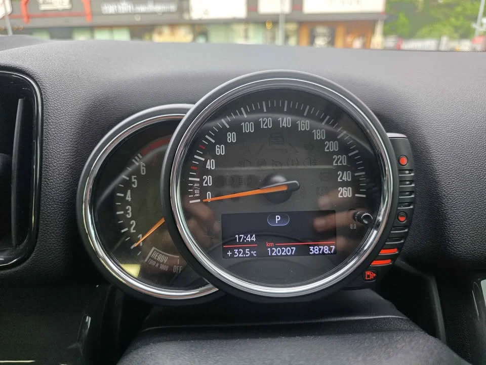 2017 Mini Countryman II 3