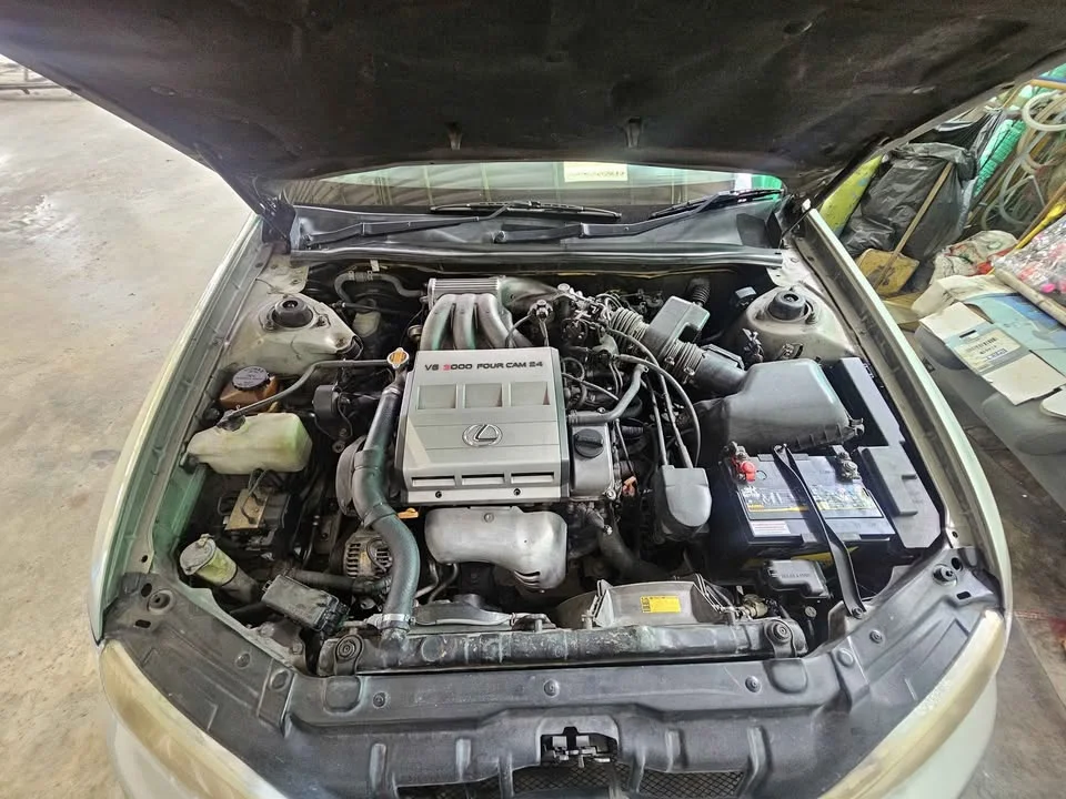 1993 Lexus ES III 3