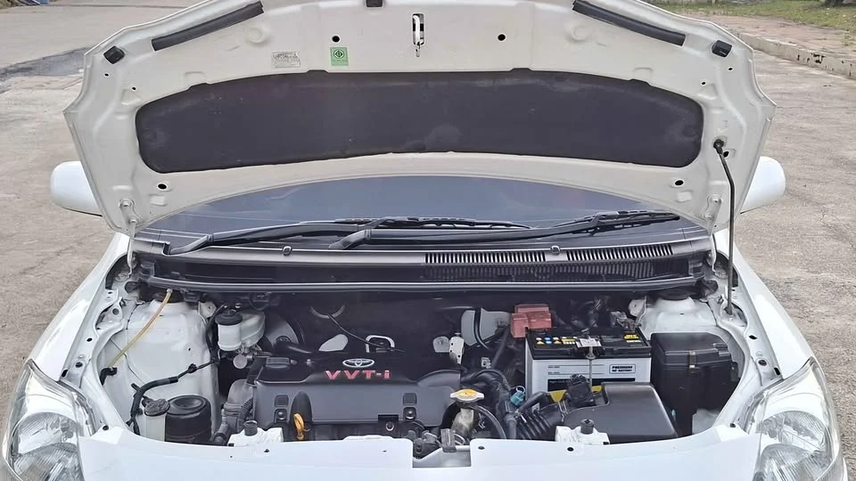 2010 Toyota Vios II 2