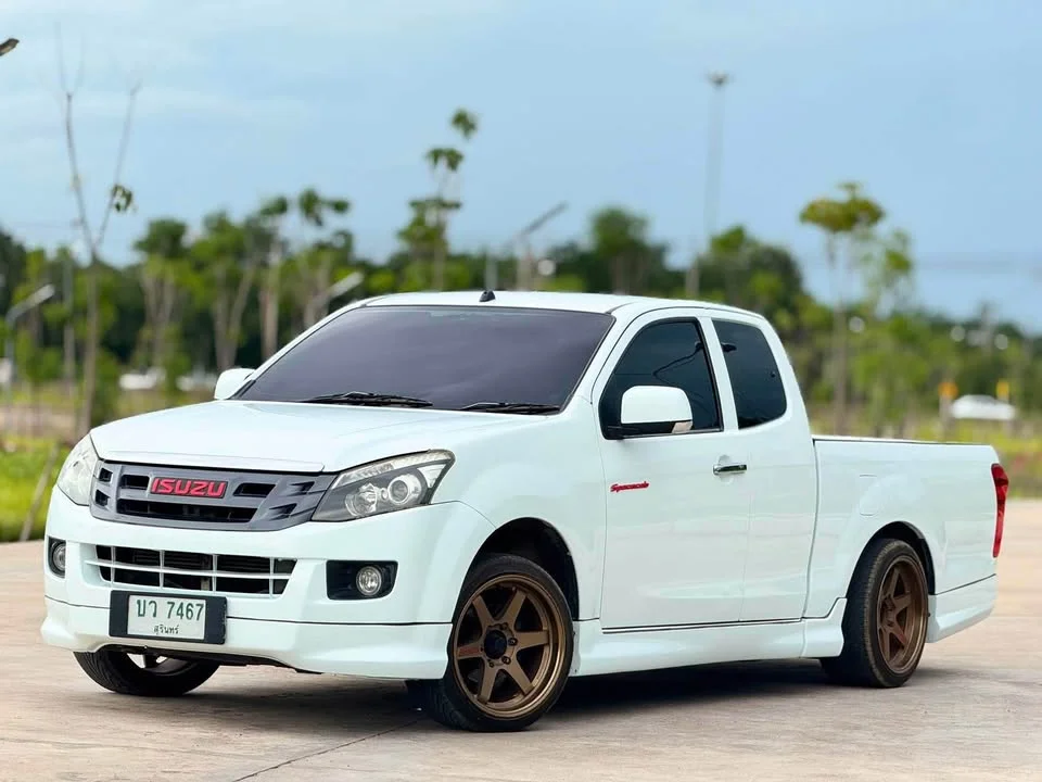 2013 Isuzu D-Max II (RT) 2