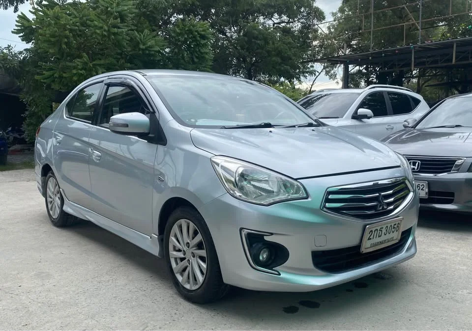 2013 Mitsubishi Attrage VI 2