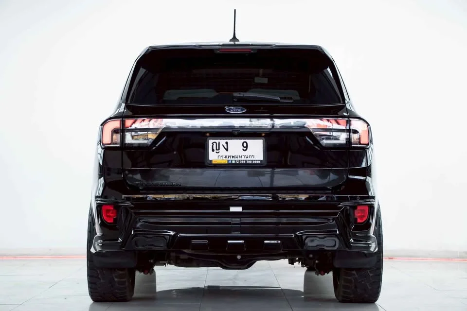 2023 Ford Everest III 2