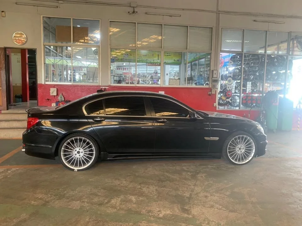 2010 BMW 7er F01, F02 3