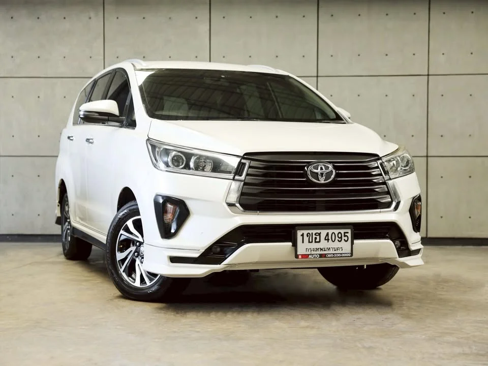 2021 Toyota Innova II 2