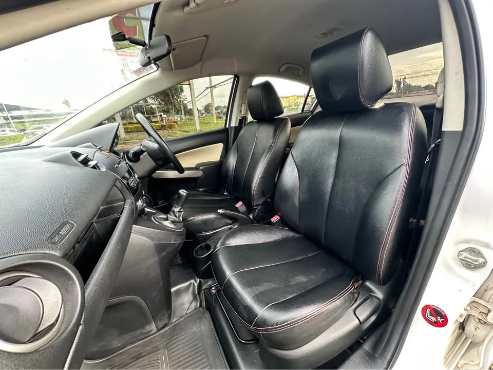 2013 Mazda 2 II 2