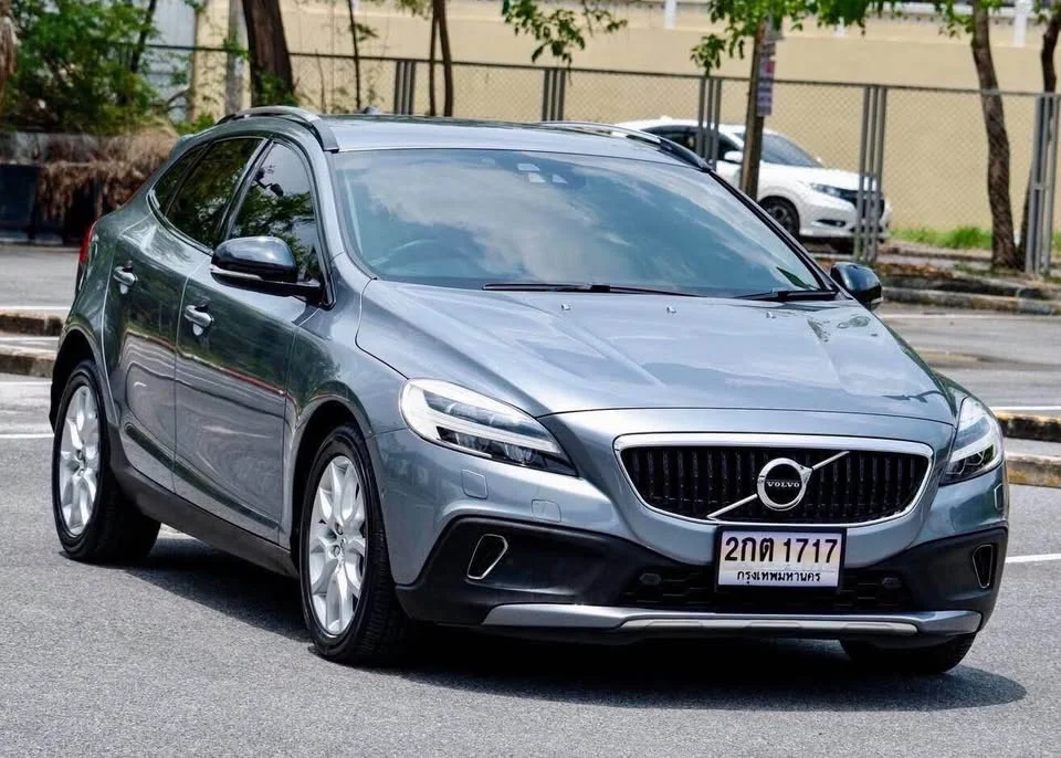 2017 Volvo V40 II 3