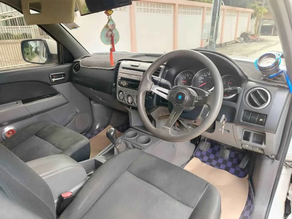 2011 Mazda BT-Series I 3