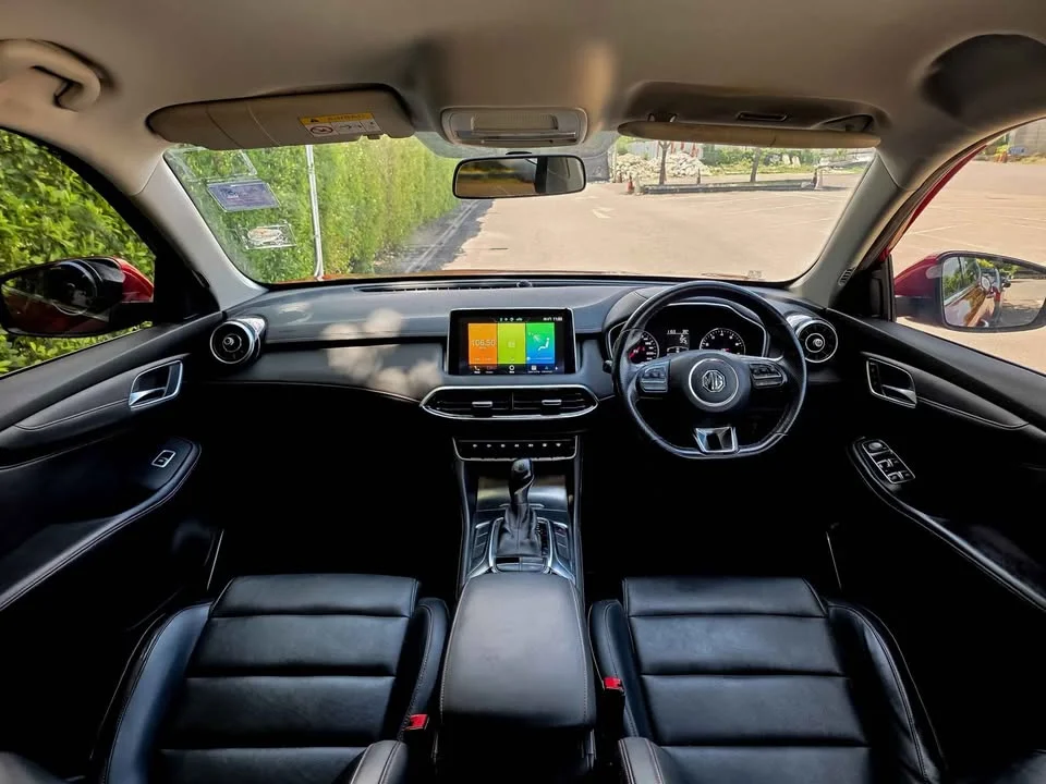 2019 MG HS 2