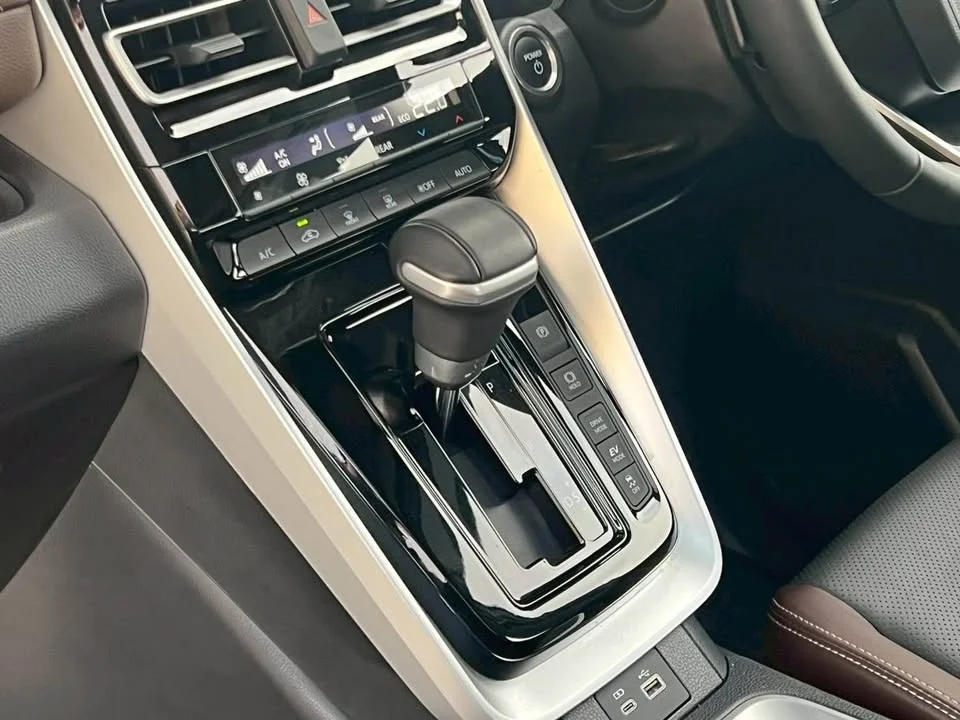 2023 Toyota Innova III 2